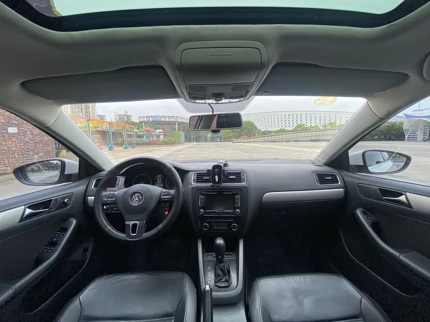 Volkswagen Sagitar 2014 Facelift 1.4TSI Automatic Luxury фото 9