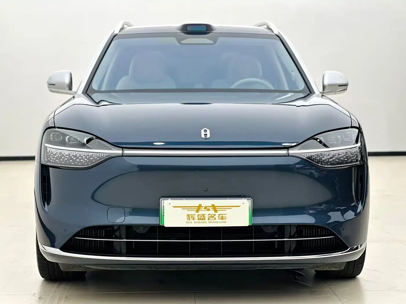 AITO Wenjie AITO M9 2024 Range Extender Ultra 52kWh 6-seater фото 2