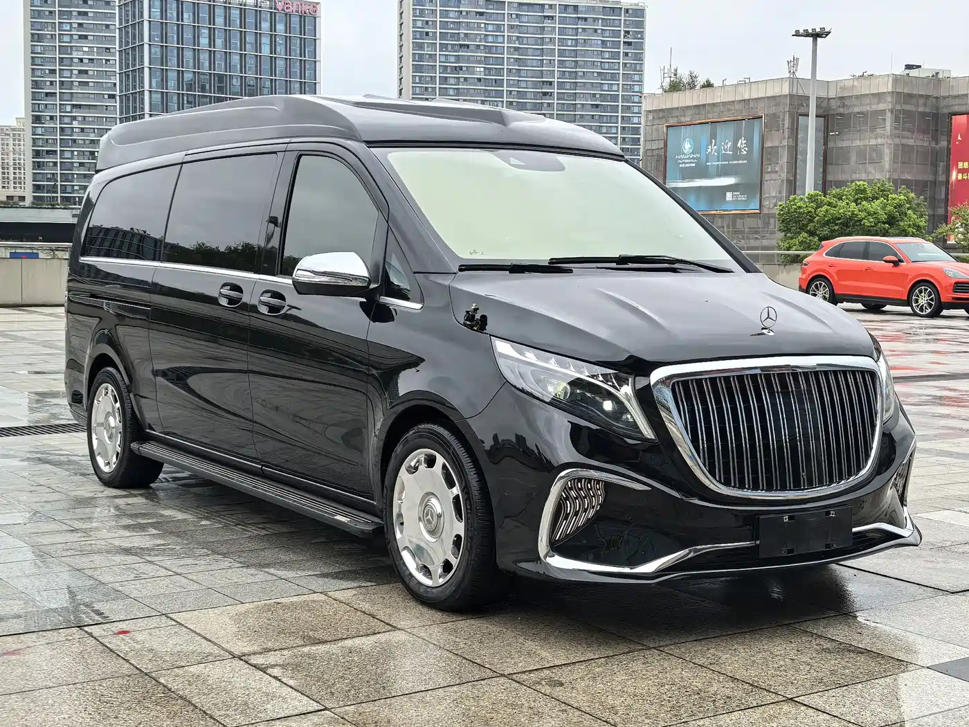 Mercedes-Benz V-Class 2022 V 260 L Long Wheelbase Prestige Edition фото 3