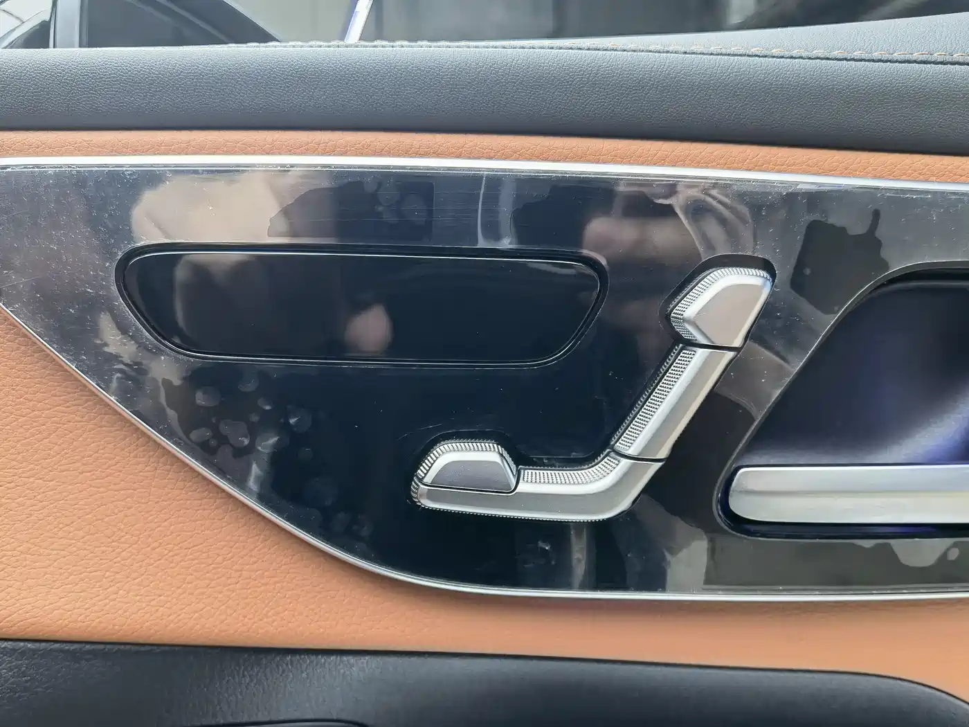 Mercedes-Benz GLC 2023 Facelift GLC 300 L 4MATIC Sport 7-Seater фото 17