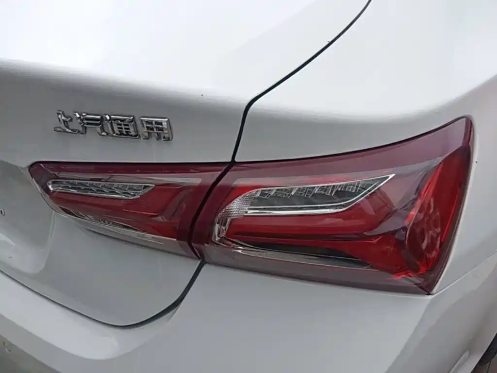 CHEVROLET MAI RUIBAO XL