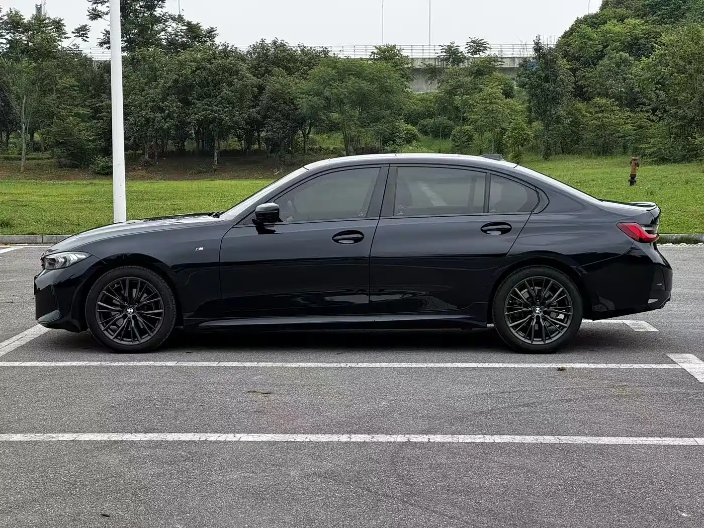 BMW 3 Series 2024 325Li M Sport Shadowline Package фото 8