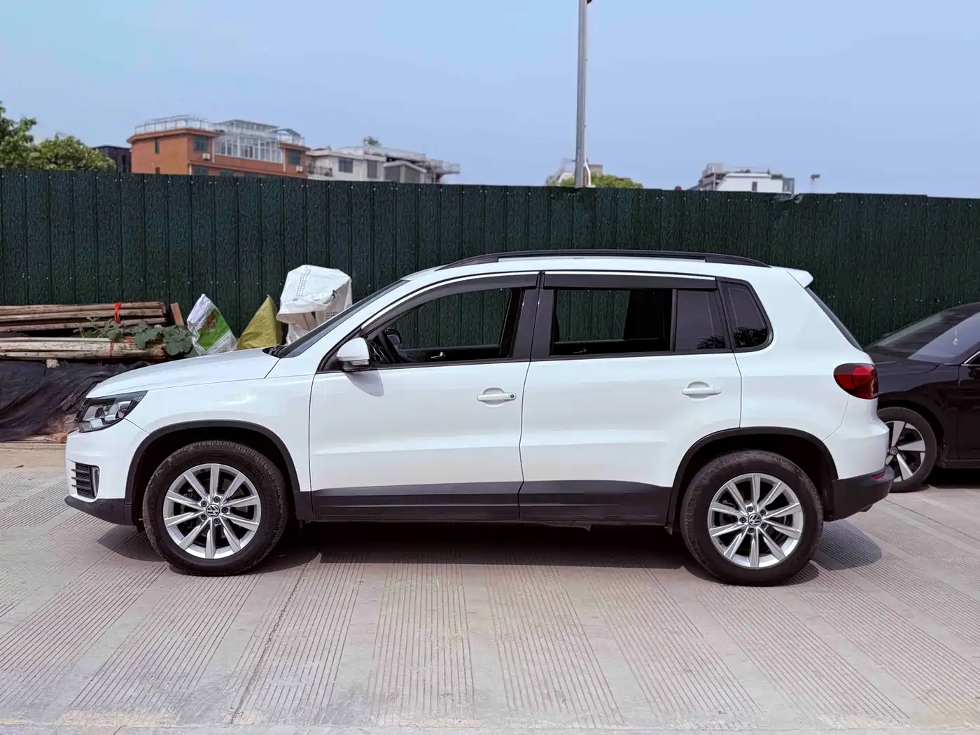 Volkswagen Tiguan 2016 280TSI Automatic 2WD Silk Road Fashion Edition фото 9