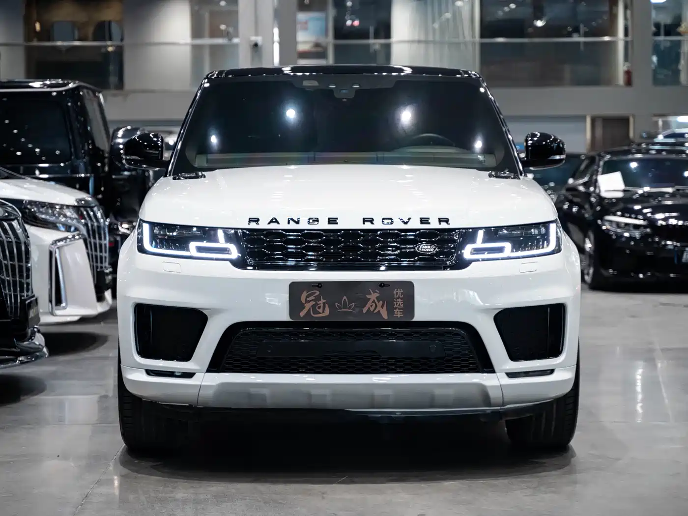 Land Rover Range Rover Sport PHEV 2018 Model P400e фото 2