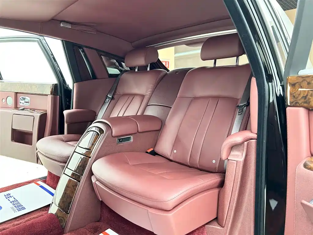 Rolls-Royce Phantom 2014 2013 6.7L Extended Wheelbase (EWB)