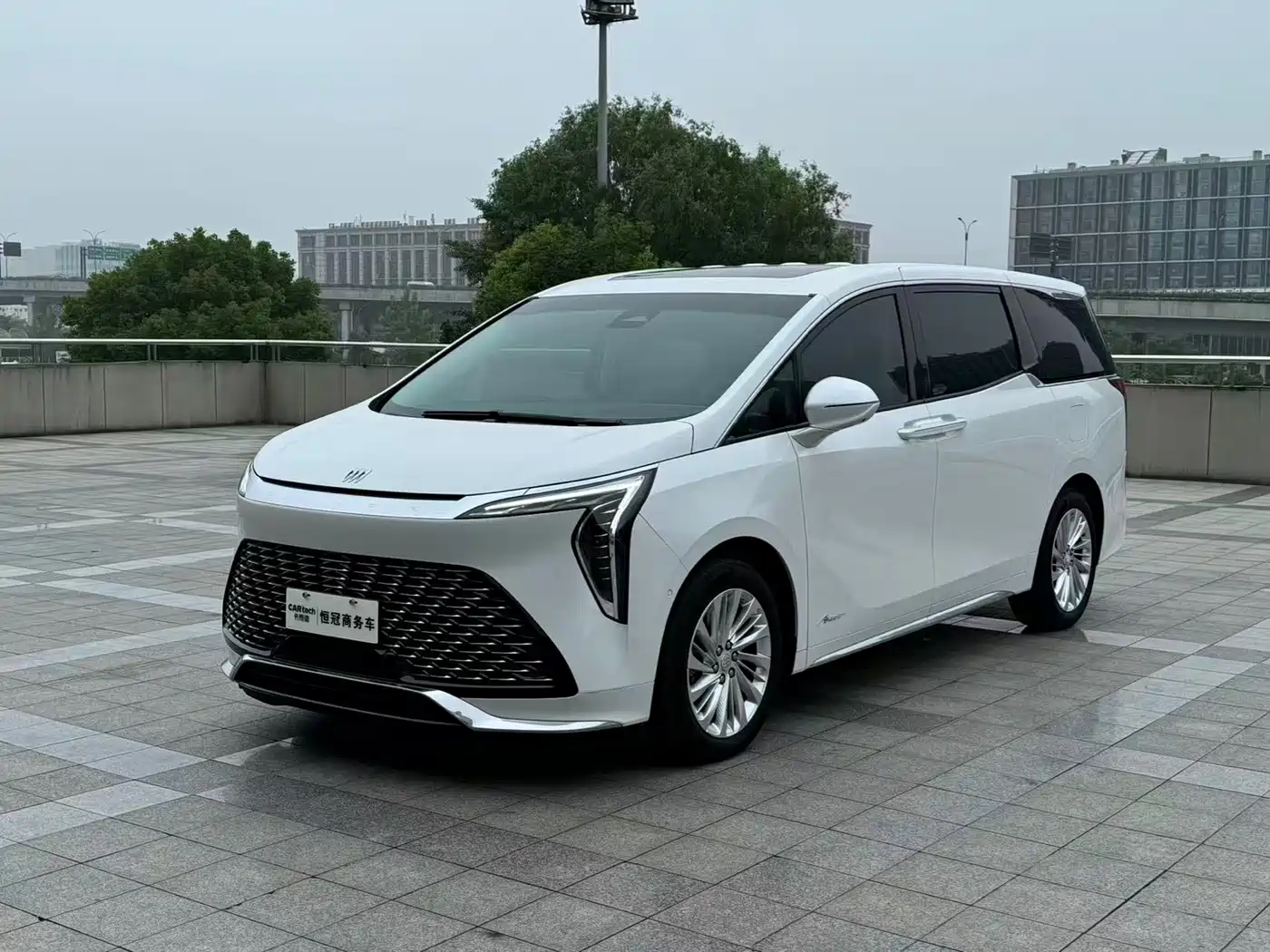Buick Century 2023 2.0T 7-Seater World Edition