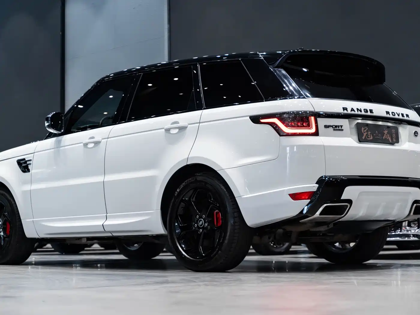 Land Rover Range Rover Sport PHEV 2018 Model P400e фото 4