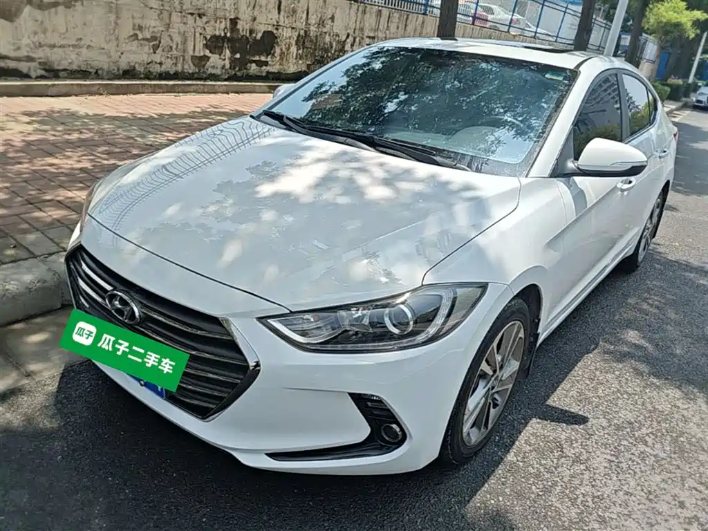 Hyundai Elantra 2016 Model 1.6L Automatic Smart Elite фото 2