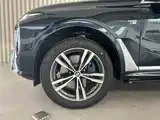 Фото 9 - BMW X7