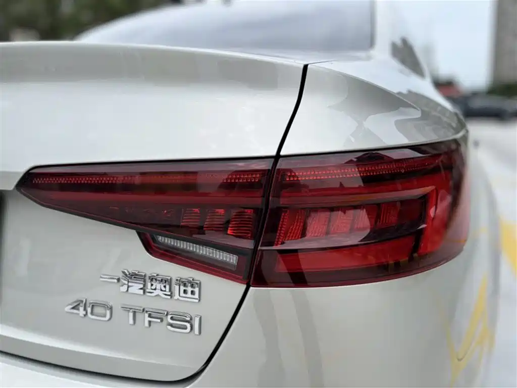 Audi A4L 2018 30th Anniversary 40 TFSI Fashion фото 24
