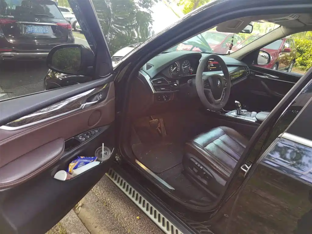 BMW X5 (Import) 2014 xDrive35i Leading фото 14