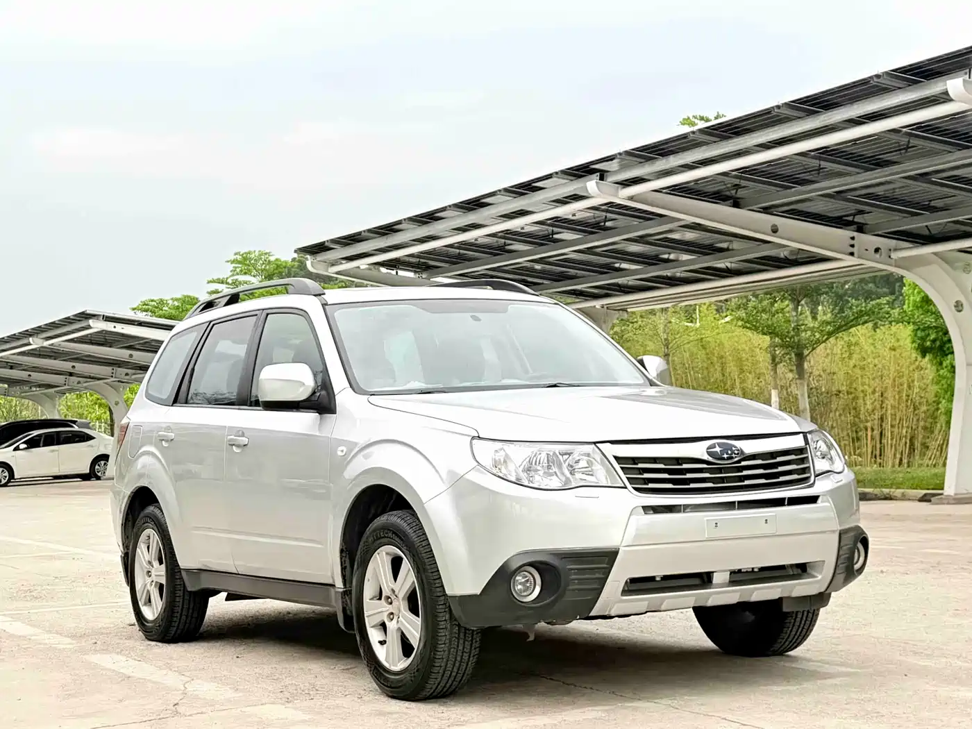 Subaru Forester 2010 2.0XS Automatic Luxury Edition фото 3