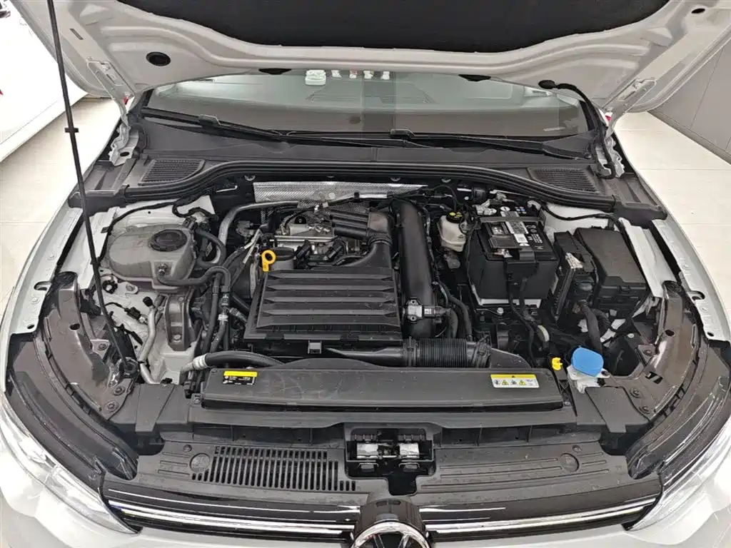 Volkswagen Golf 2023 Facelift 280TSI DSG Pro фото 19