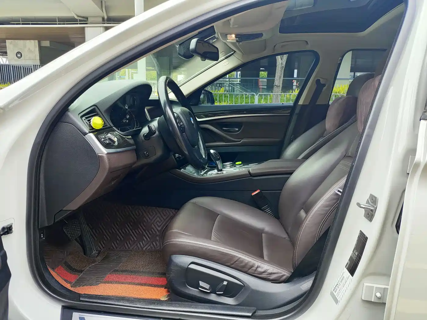 BMW 5 Series 2017 525Li Luxury Design Package фото 9