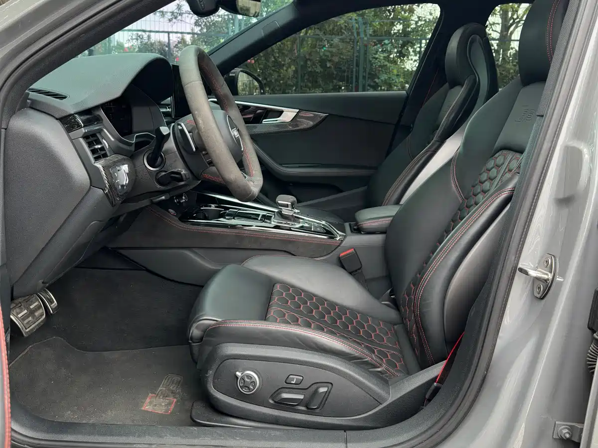 Audi RS 4 2024 RS4 Avant Ignition Edition фото 10