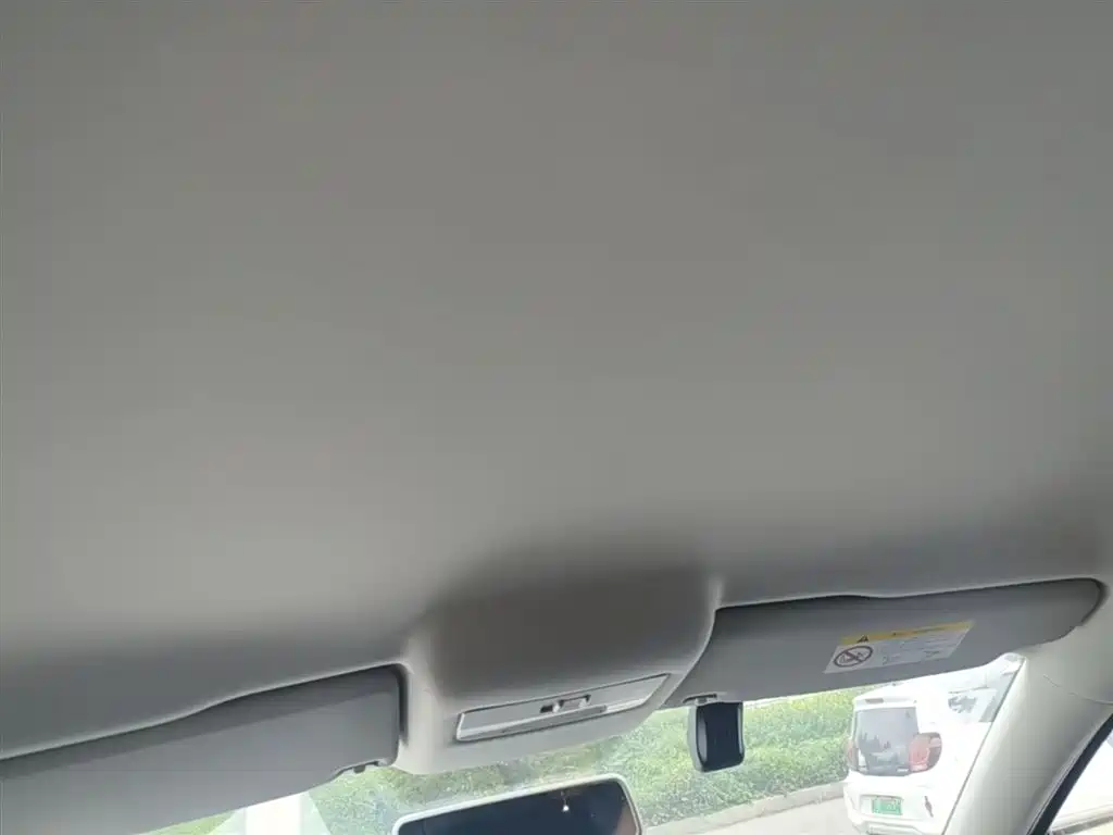 Volkswagen Polo 2018 1.5L Auto Safe Drive фото 18