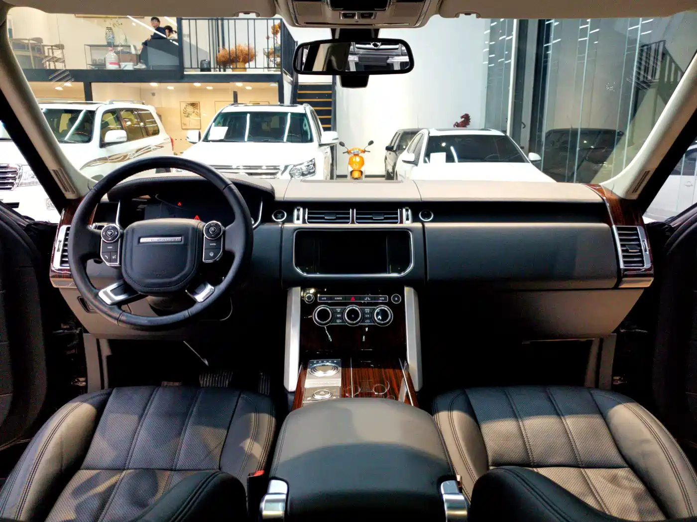 Land Rover Range Rover 2014 3.0 SC V6 Vogue фото 12