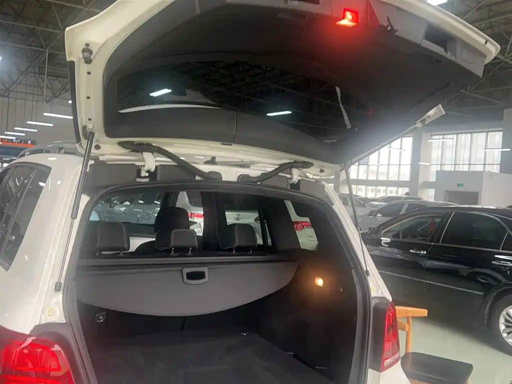 Mercedes-Benz GLK-Class 2015 GLK 260 4MATIC Dynamic Ultimate Edition фото 11