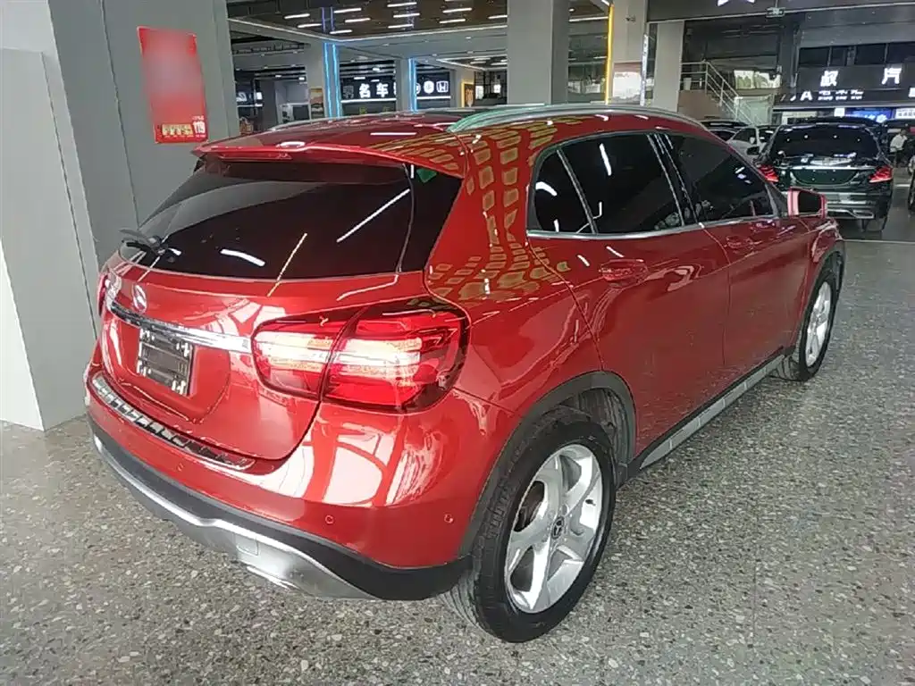 Mercedes-Benz GLA 2019 GLA 200 Dynamic фото 7