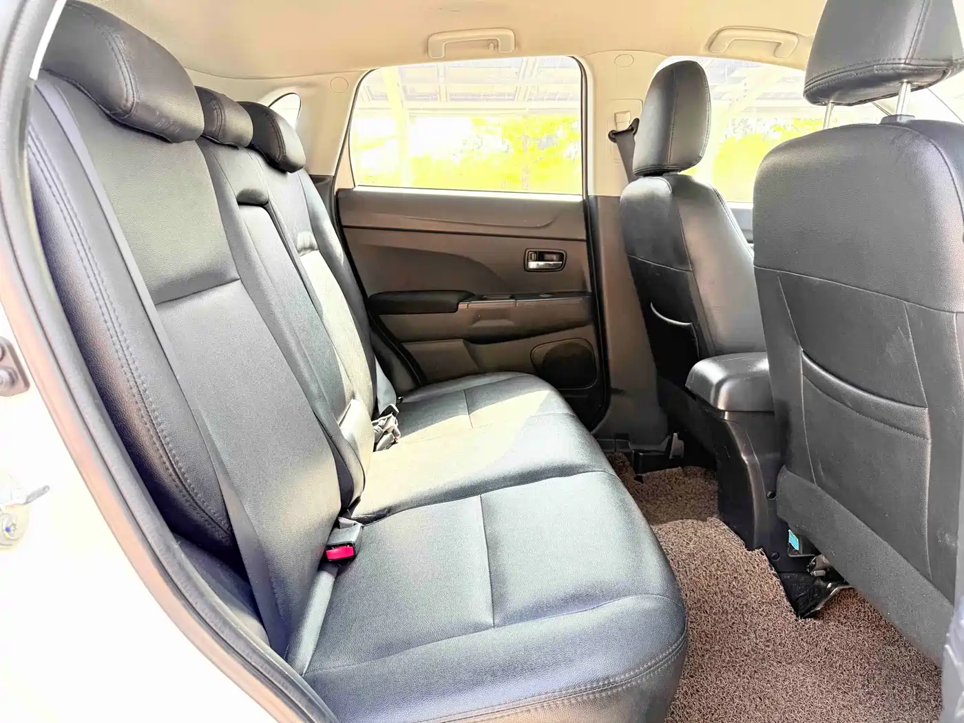 Mitsubishi ASX 2013 1.6L Manual 2WD Standard фото 15