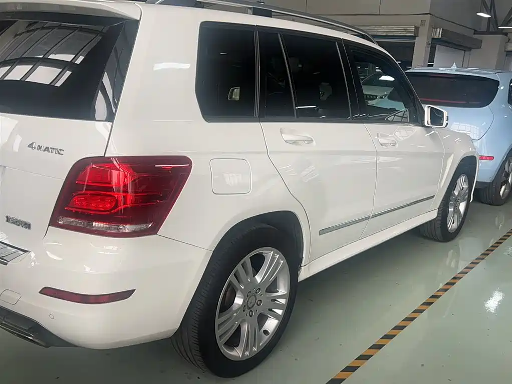 Mercedes-Benz GLK-Class 2015 GLK 260 4MATIC Dynamic Ultimate Edition фото 8