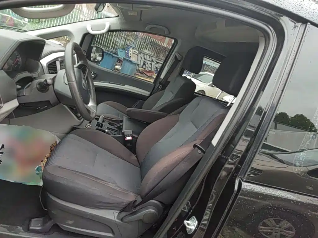 JAC Refine M4 2021 2021 2.0L Manual Business Travel Edition