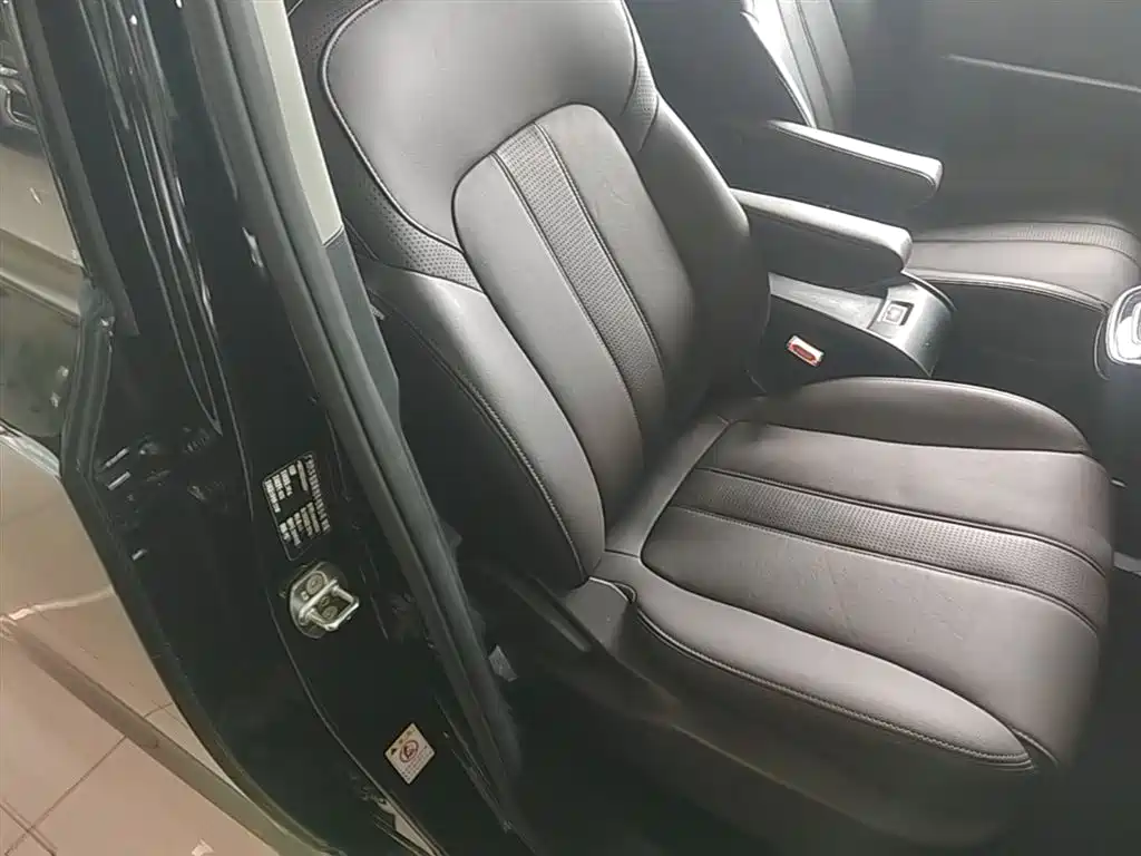 GAC Trumpchi Trumpchi M6 2019 270T Automatic Prestige (6-seater) China V фото 25