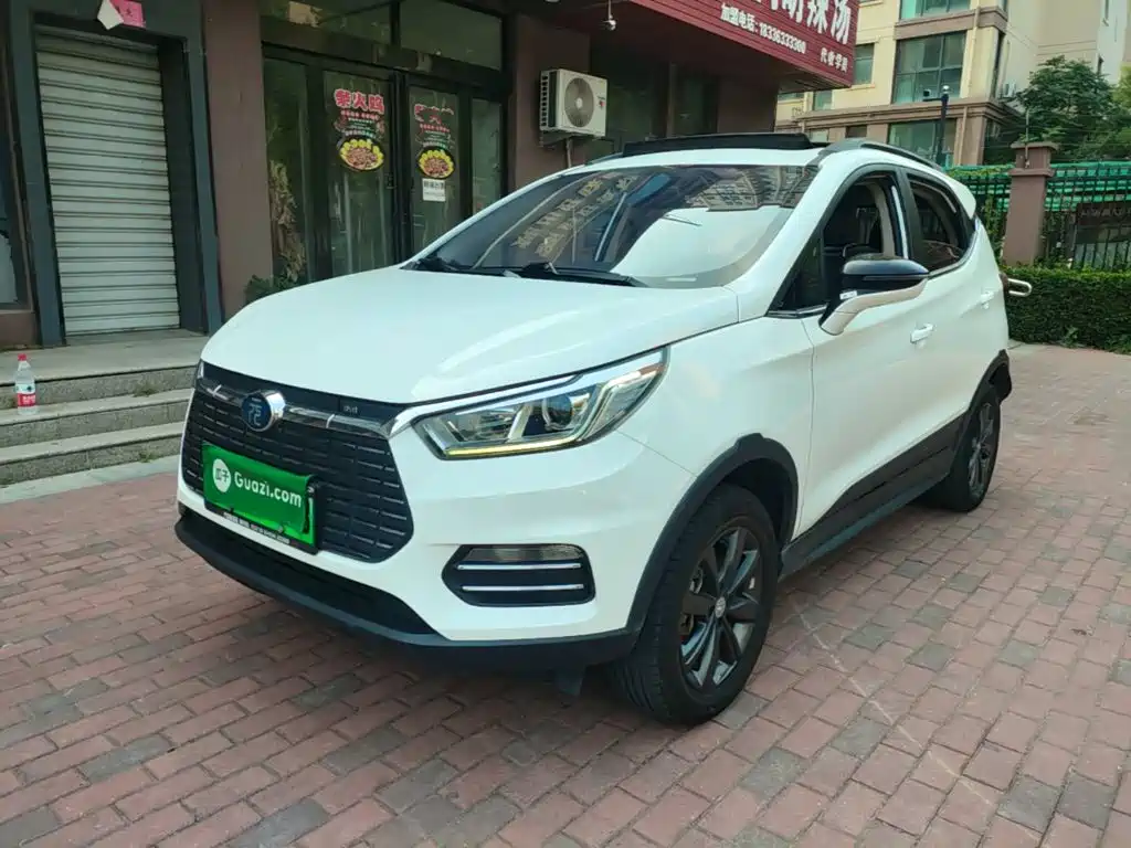 BYD Yuan New Energy 2019 EV360 Smart Connect Premium Edition