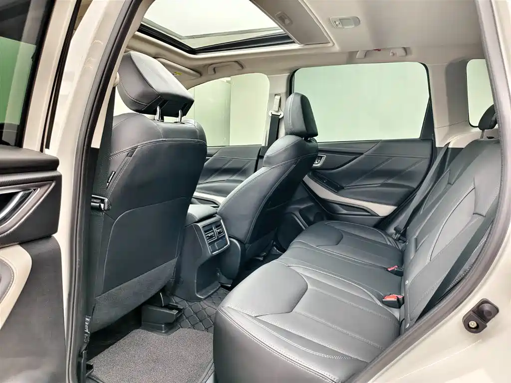 SUBARU FORESTER