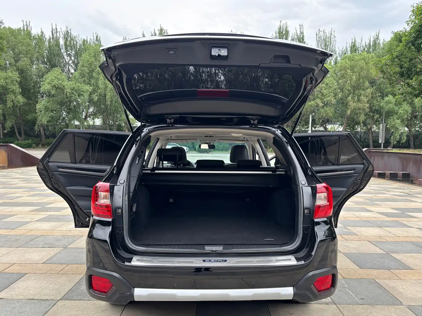 Subaru Outback 2015 2.5i Sport Navigation Edition фото 23