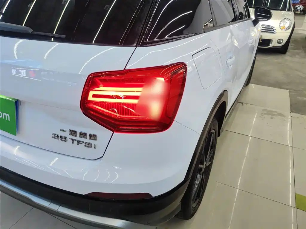 Audi Q2L 2018 35 TFSI Launch Exclusive Edition China V фото 24