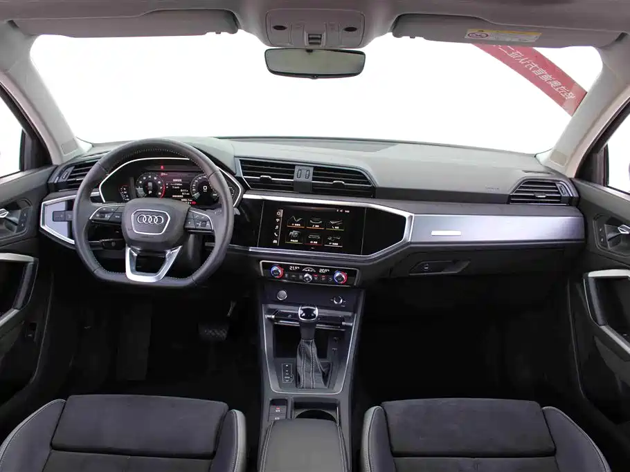 Audi Q3 2019 40 TFSI Fashion Dynamic фото 7
