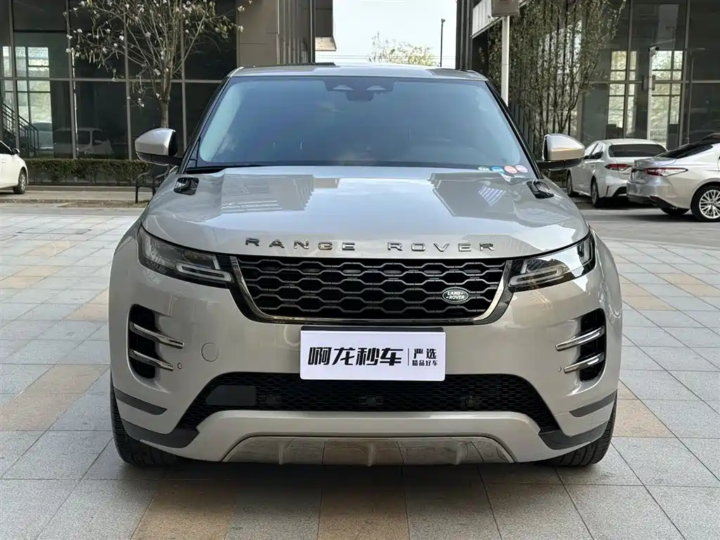 Land Rover Range Rover Evoque 2023 Range Rover Evoque L 249PS Luxury Edition фото 4