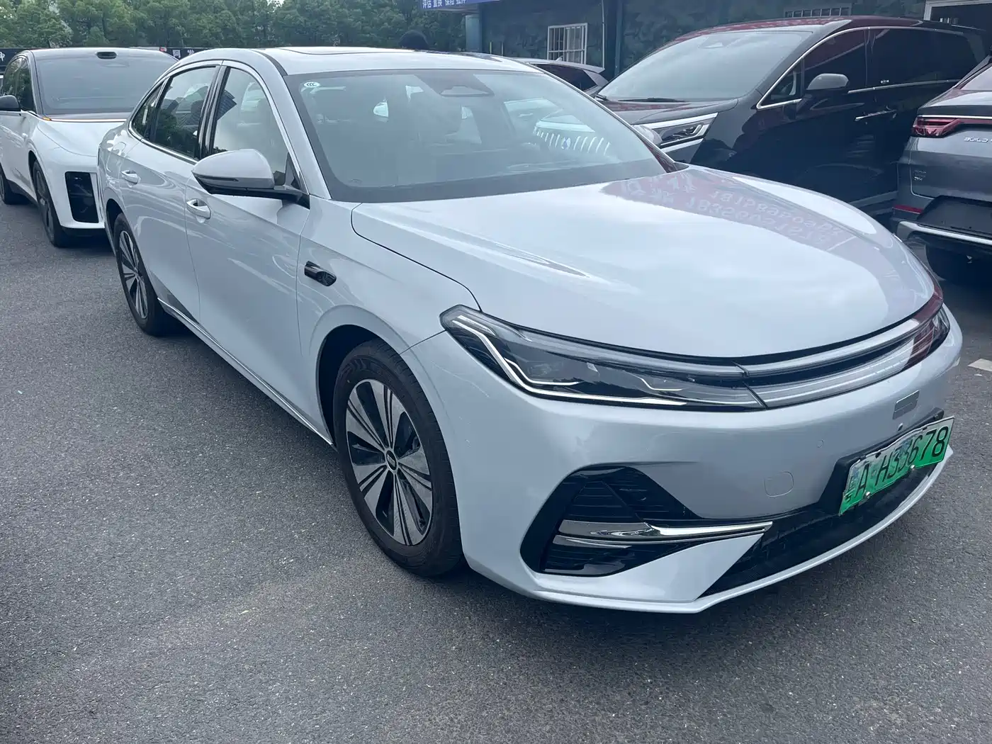 Geely Galaxy Galaxy A7 2025 EM-i 150km Long Voyage Edition фото 3