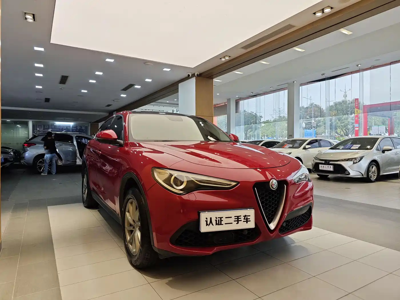 Alfa Romeo Stelvio 2019 2017 2.0T 200HP Elite