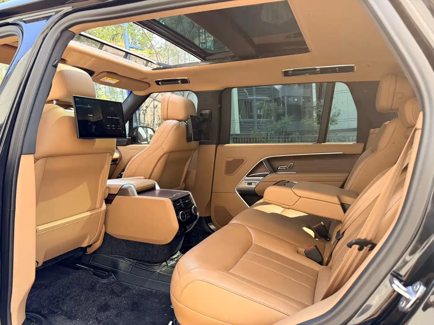 LAND ROVER RANGE ROVER