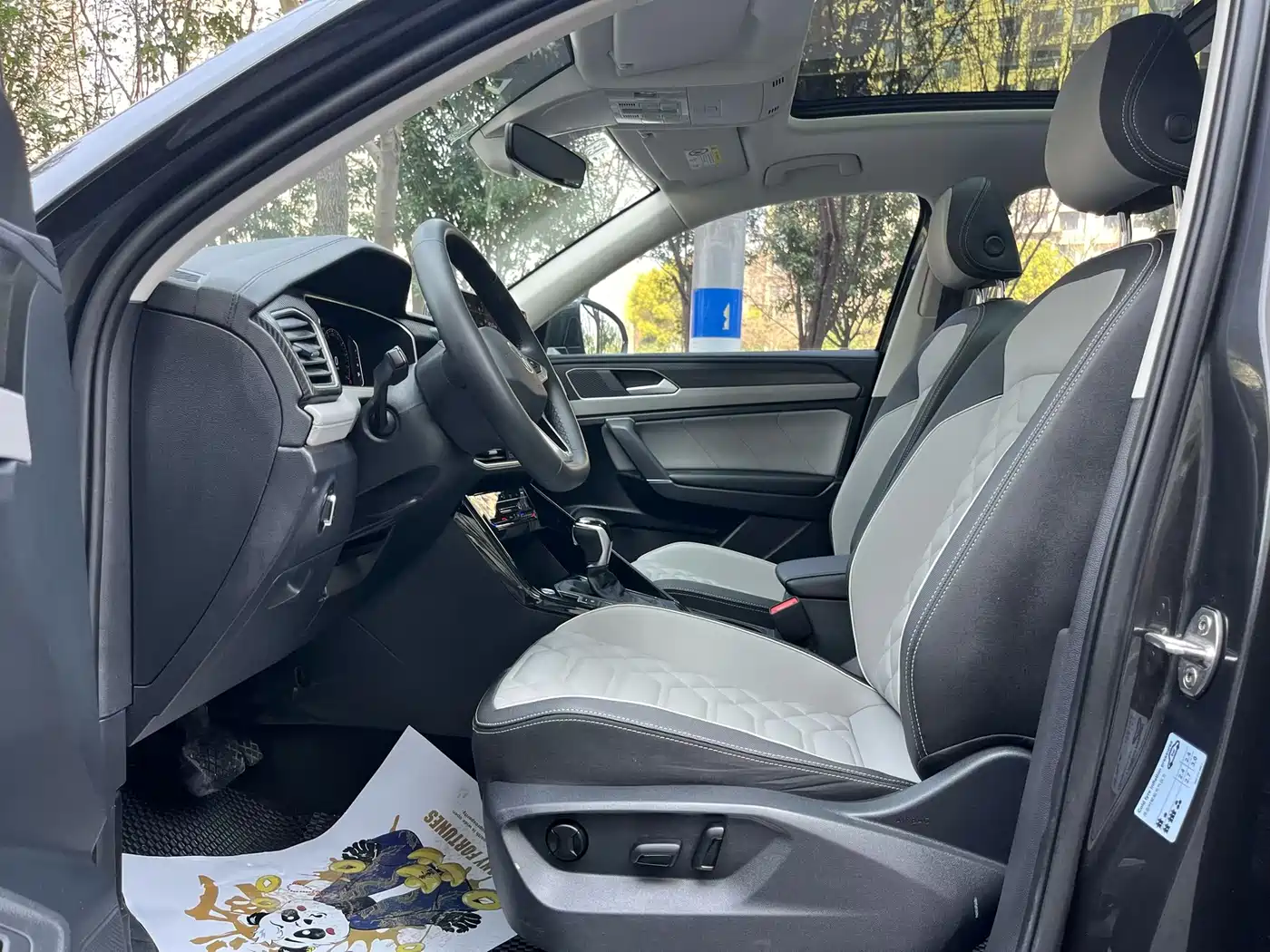 Volkswagen Tayron 2023 330TSI 2WD Luxury Plus Advanced Edition фото 7