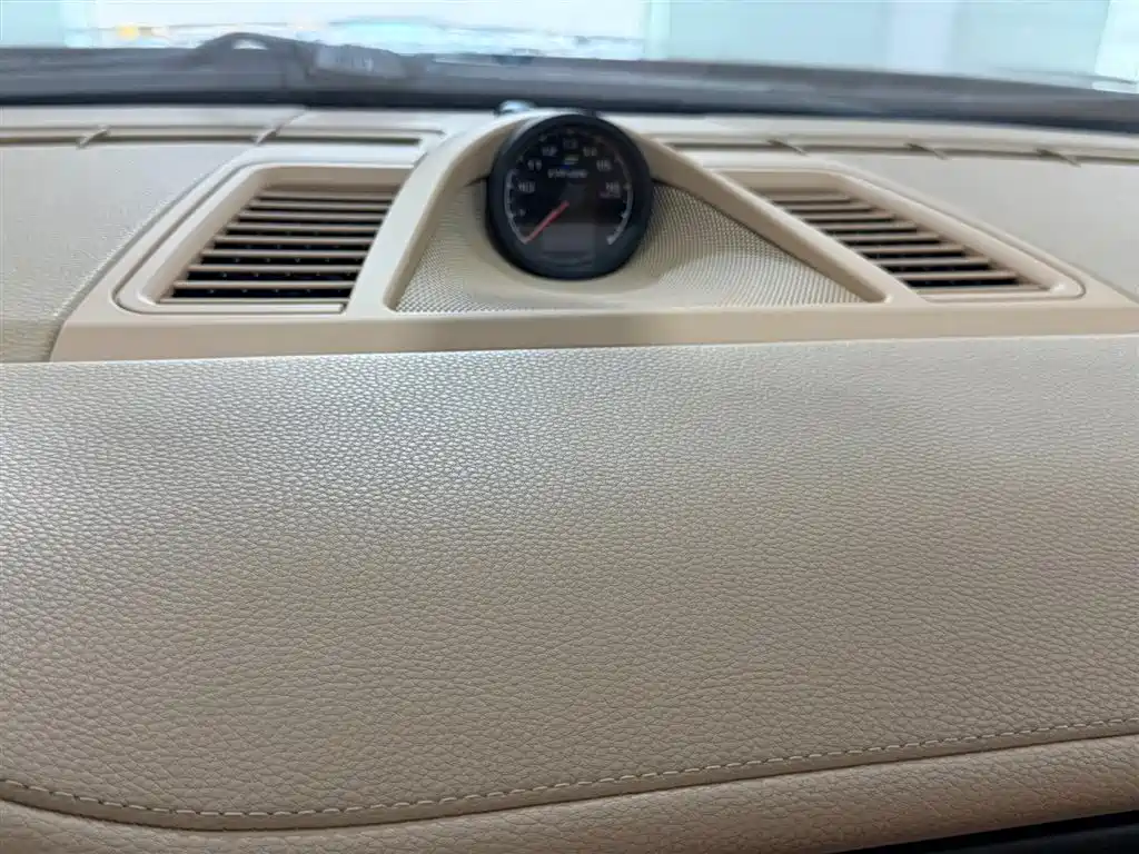Porsche Panamera 2010 Panamera 3.6L фото 10