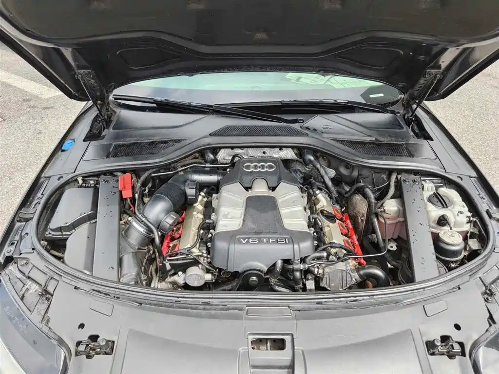 Audi A8 2011 A8L 3.0 TFSI quattro Comfort (245kW) фото 17