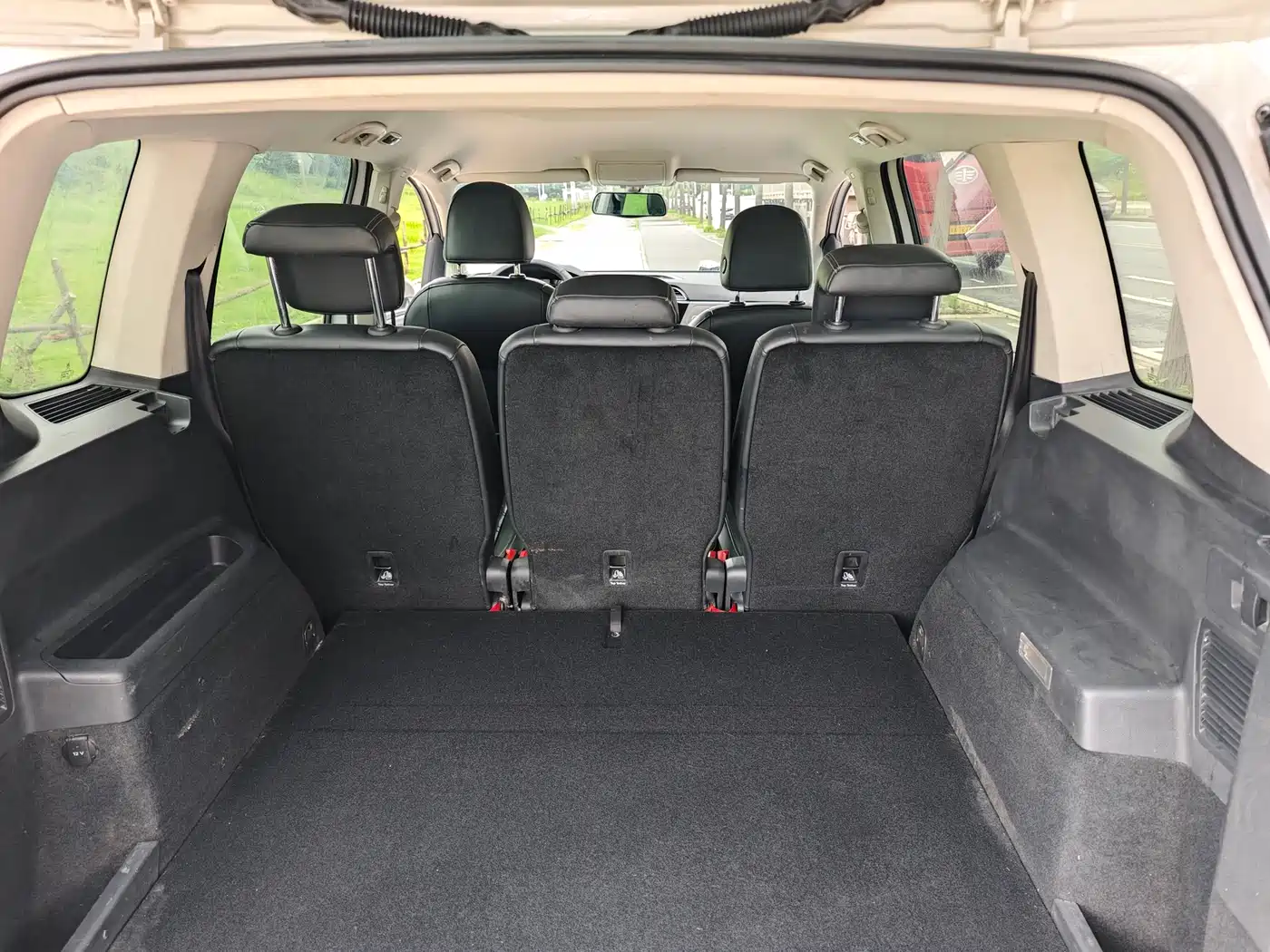 Volkswagen Touran 2016 Touran L 280TSI DSG Comfortline фото 10