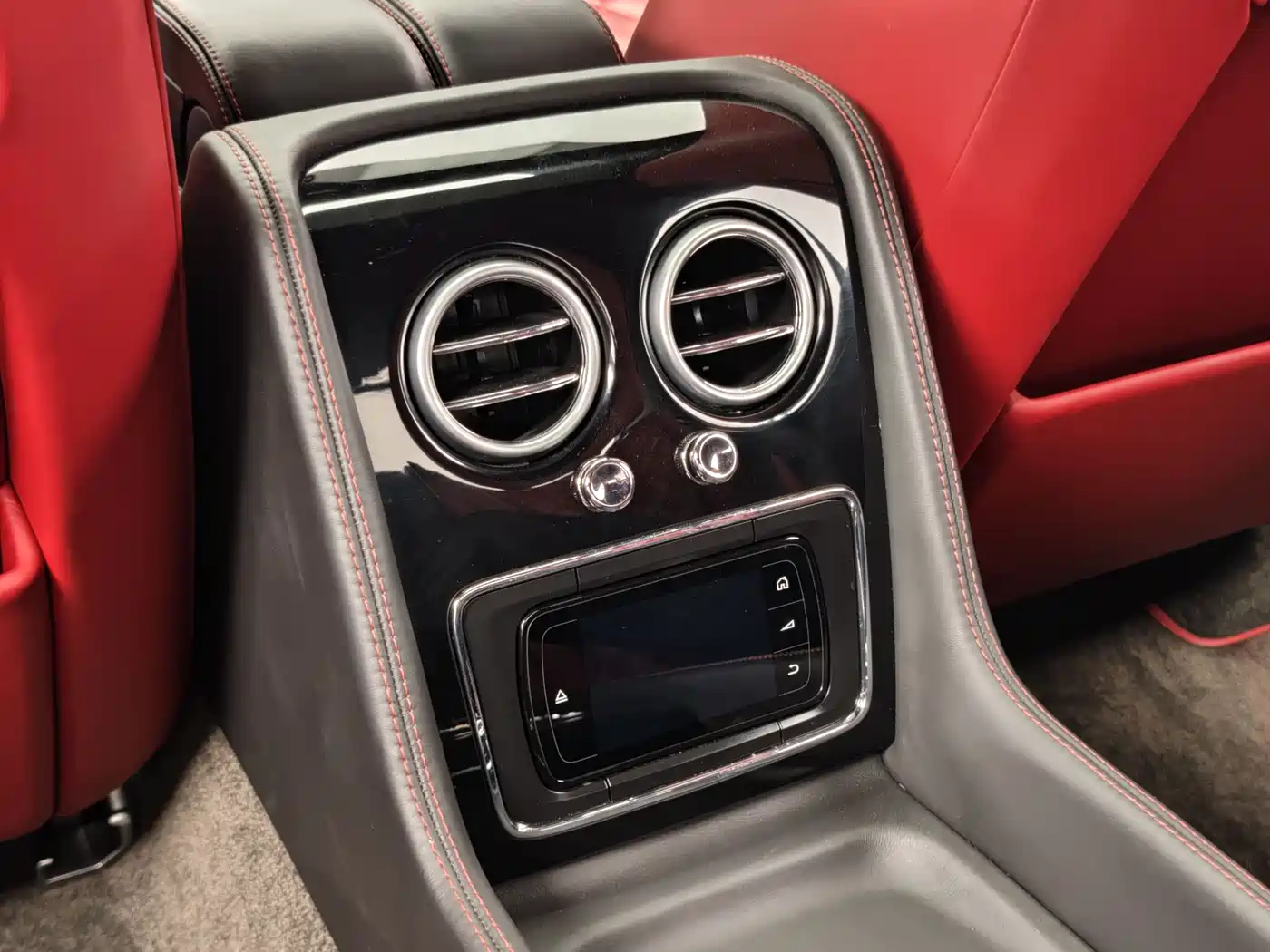 Bentley Flying Spur 2017 4.0T V8 S Standard фото 14