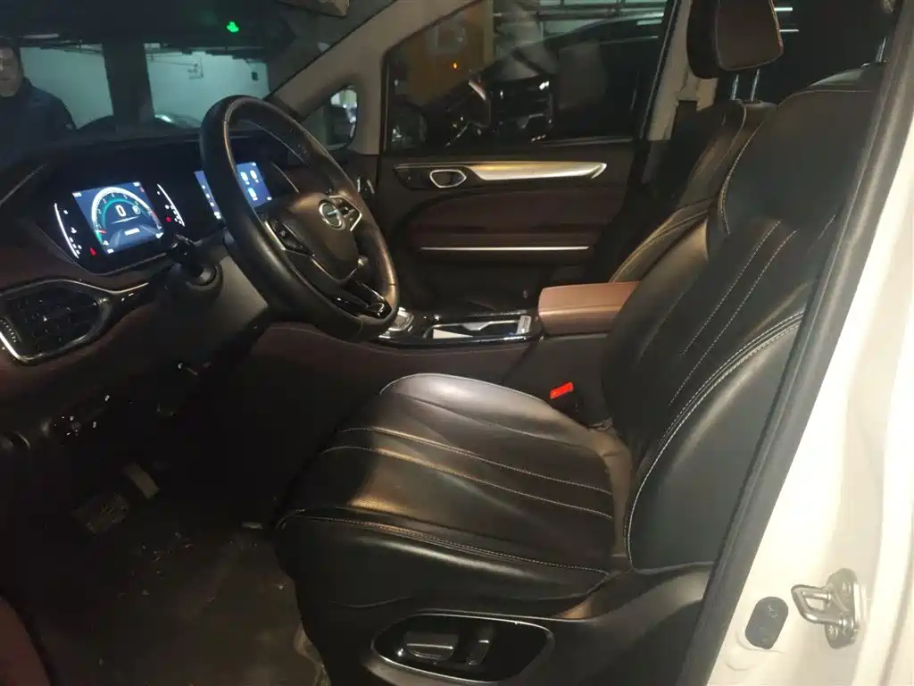 GAC Trumpchi Trumpchi M6 2023 PRO 270T DCT Luxury Edition фото 11