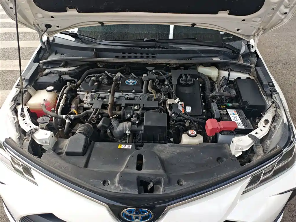 Toyota Corolla 2021 Hybrid 1.8L E-CVT Pioneer Edition фото 20