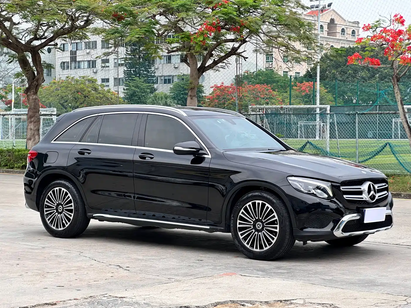 Mercedes-Benz GLC 2019 Model GLC 200 L 4MATIC фото 3