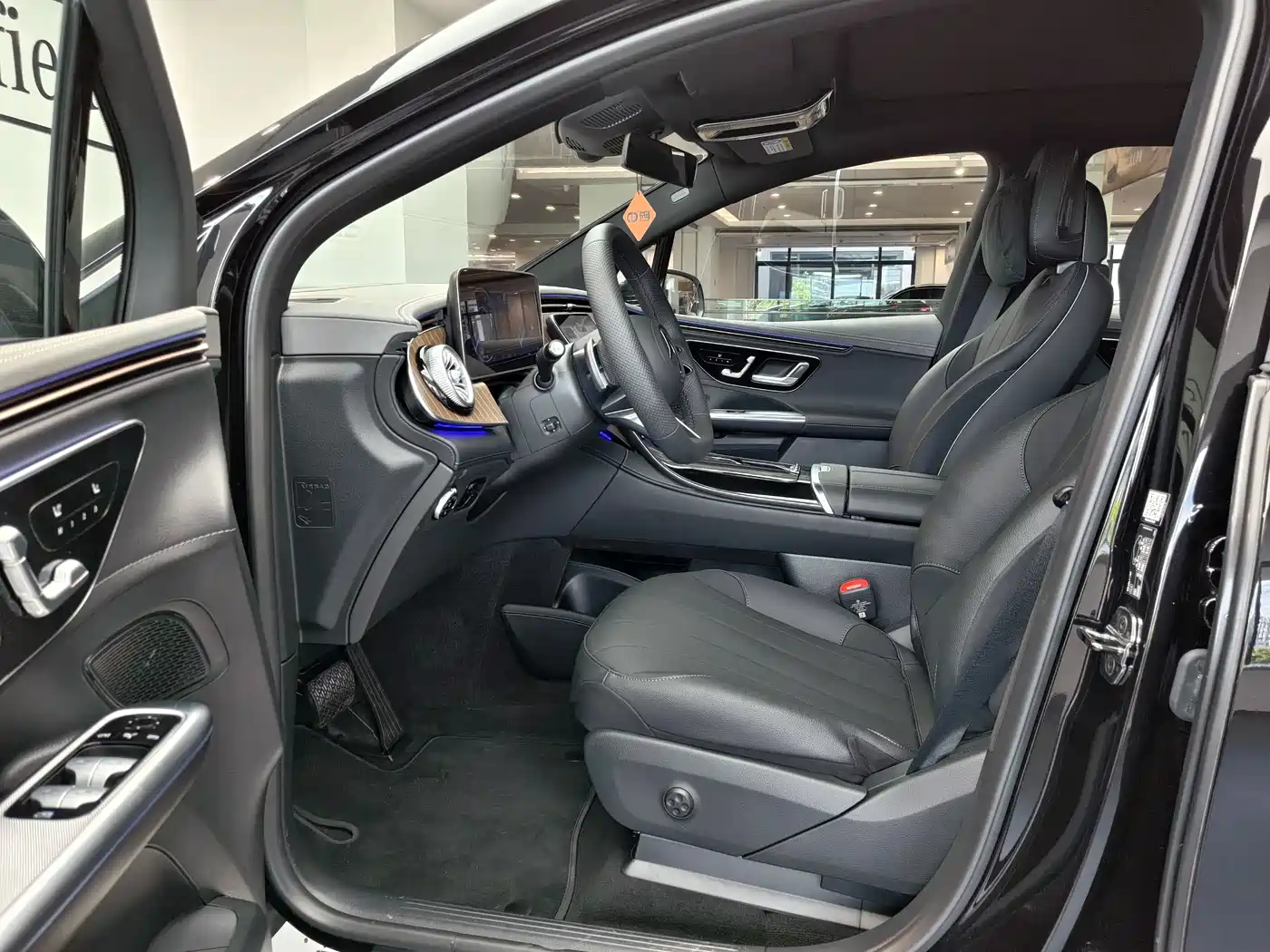 Mercedes-Benz EQE SUV 2024 500 4MATIC Luxury Edition фото 9