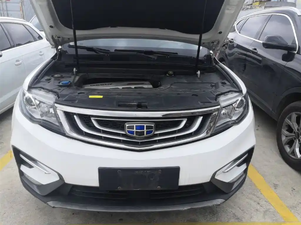 Фото 20 - Geely Boyue
