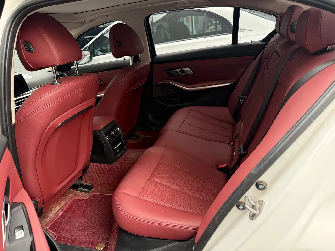 BMW 3 Series 2023 325Li M Sport Package фото 5