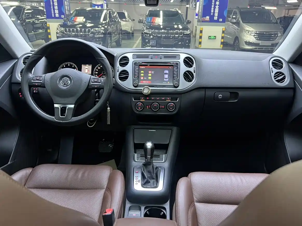 Volkswagen Tiguan 2013 1.8TSI Auto 4WD Luxury фото 17