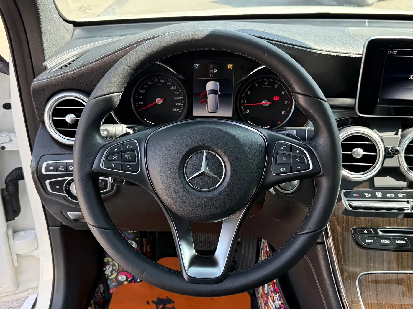 Mercedes-Benz GLC 2019 GLC 260 L 4MATIC Luxury фото 16