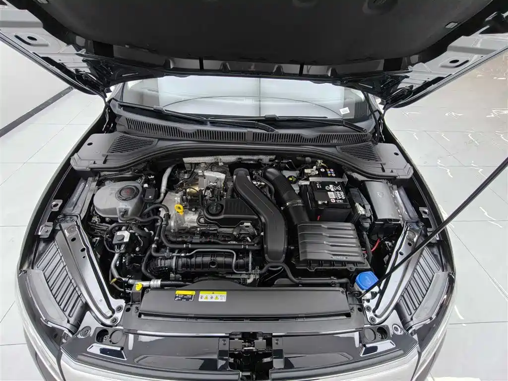 Volkswagen Sagitar 2025 Facelift 300TSI DSG Beyond Edition фото 11